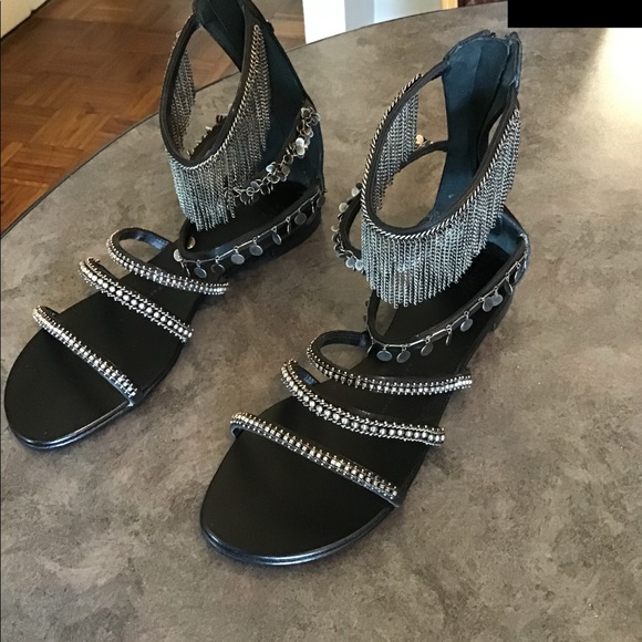 Black Vero Cuoio Sandals - Picture 9 of 11